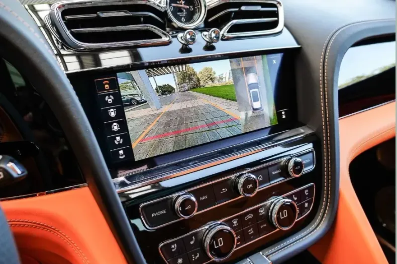 Bentley Bentayga din 2024 cu 100 km - oferta BEN125995 - foto 19