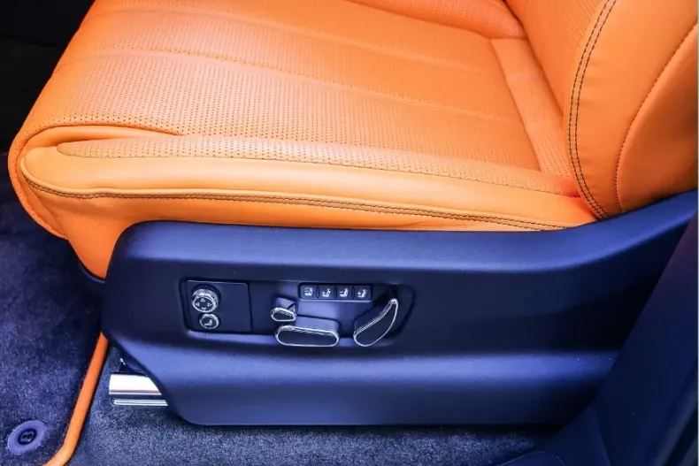 Bentley Bentayga din 2024 cu 100 km - oferta BEN125995 - foto 21