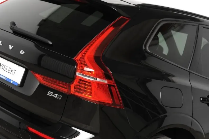 Volvo XC60 din 2021 cu 61.500 km - oferta VOL126000 - foto 7