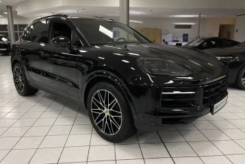 Porsche Cayenne din 2023 - oferta POR126003