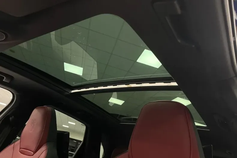 Porsche Cayenne din 2023 cu 62 km - oferta POR126003 - foto 7