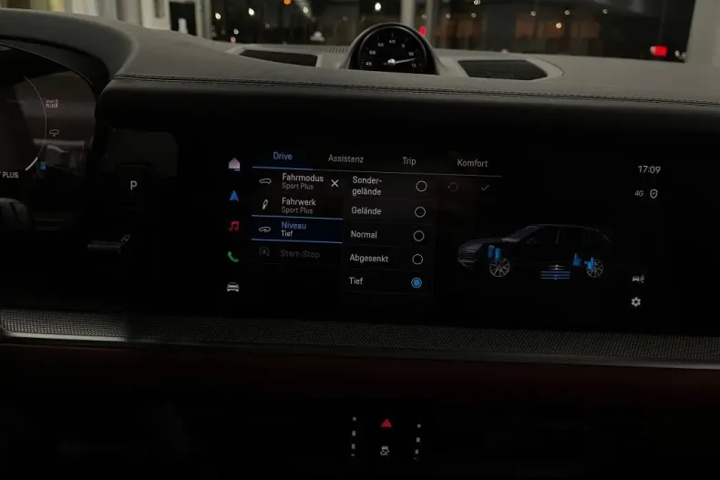 Porsche Cayenne din 2023 cu 62 km - oferta POR126003 - foto 16