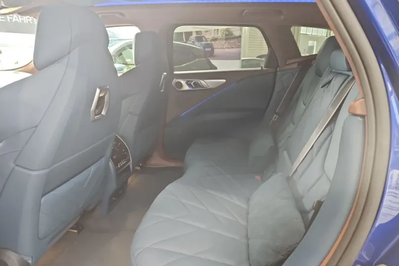 BMW XM din 2023 cu 14.458 km - oferta BMW126006 - foto 8