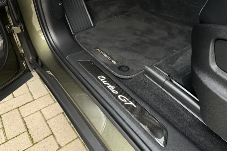 Porsche Cayenne din 2023 cu 44.900 km - oferta POR126007 - foto 15