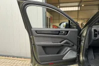 Porsche Cayenne din 2023 cu 44.900 km - oferta POR126007 - foto 16