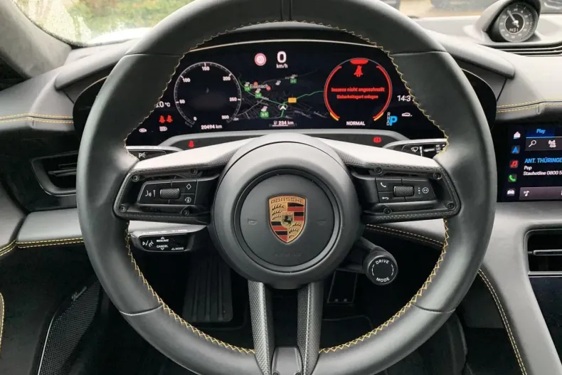 Porsche Taycan din 2022 cu 38.960 km - oferta POR126008 - foto 18