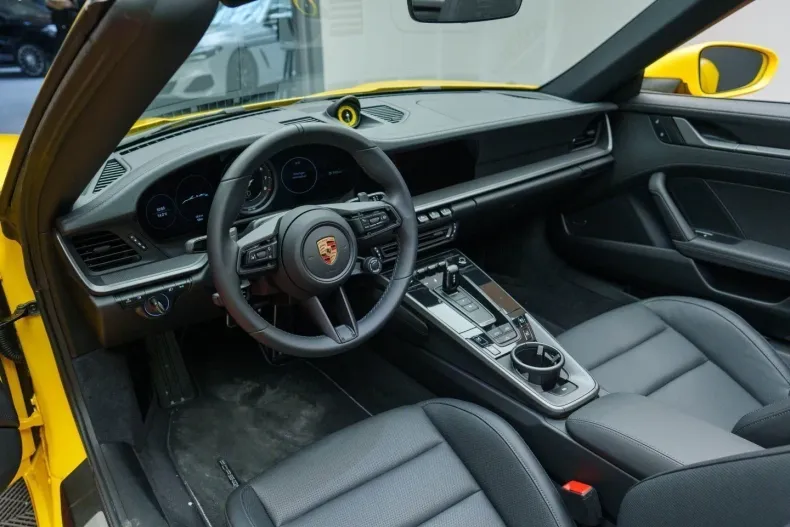 Porsche 992 din 2023 cu 900 km - oferta POR126012 - foto 11