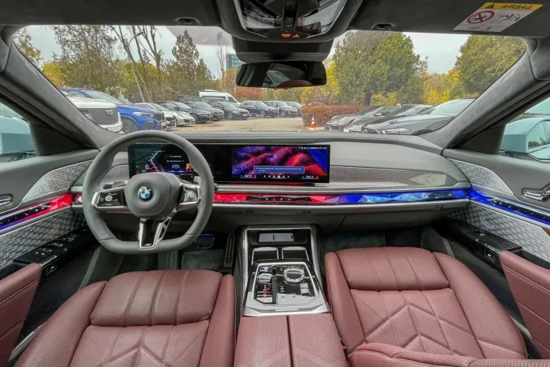 BMW 740 din 2023 cu 10.000 km - oferta BMW126017 - foto 24