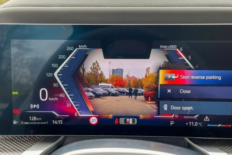 BMW 740 din 2023 cu 10.000 km - oferta BMW126017 - foto 27