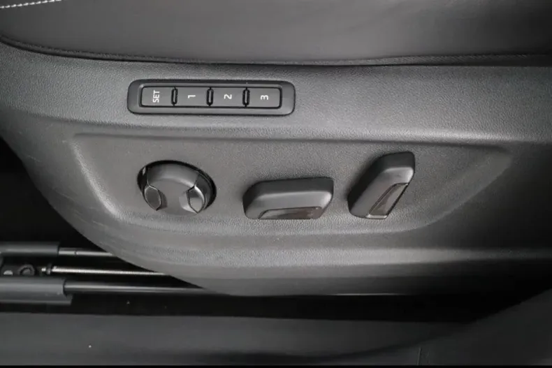 Skoda Kodiaq din 2022 cu 21.750 km - oferta SKO126018 - foto 14