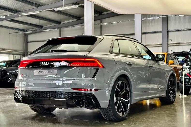 Audi RSQ8 din 2023 cu 20 km - oferta AUD126019 - foto 4