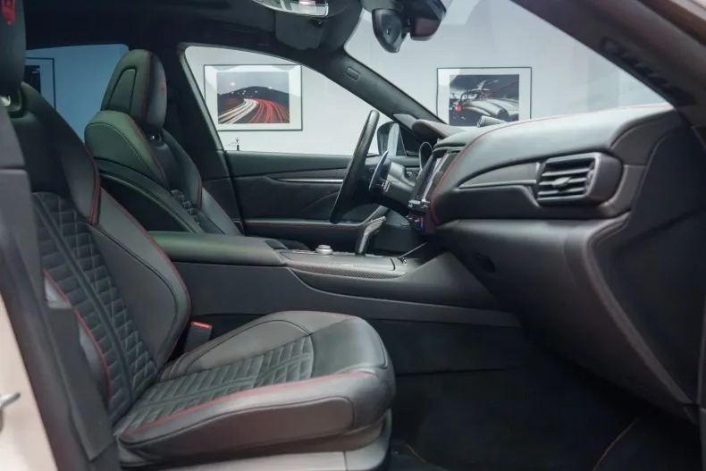 Maserati Levante din 2020 cu 43.940 km - oferta MAS126020 - foto 34