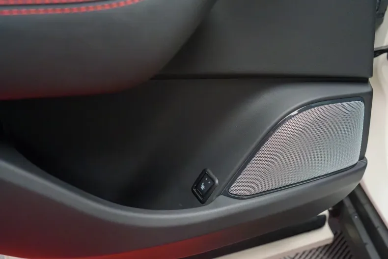 Maserati Levante din 2020 cu 43.940 km - oferta MAS126020 - foto 38