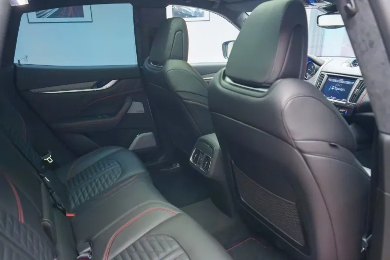 Maserati Levante din 2020 cu 43.940 km - oferta MAS126020 - foto 40