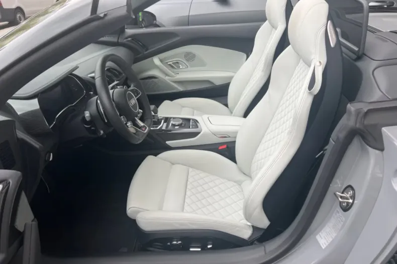 Audi R8 din 2021 cu 18.000 km - oferta AUD126021 - foto 6