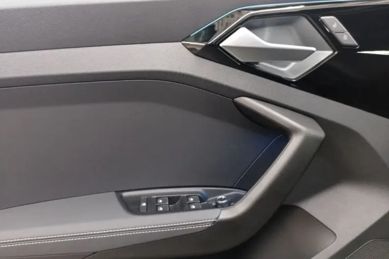 Audi A1 din 2023 cu 6.200 km - oferta AUD126024 - foto 11