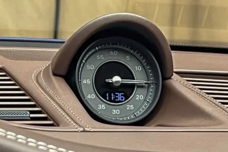 Porsche 992 din 2022 cu 11.700 km - oferta POR126027 - foto 23