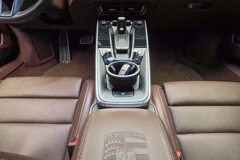 Porsche 992 din 2022 cu 11.700 km - oferta POR126027 - foto 24