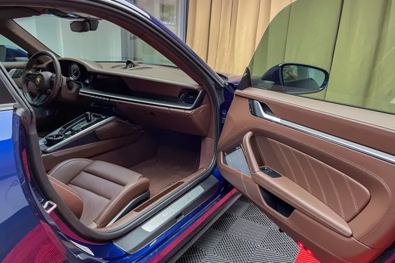 Porsche 992 din 2022 cu 11.700 km - oferta POR126027 - foto 28