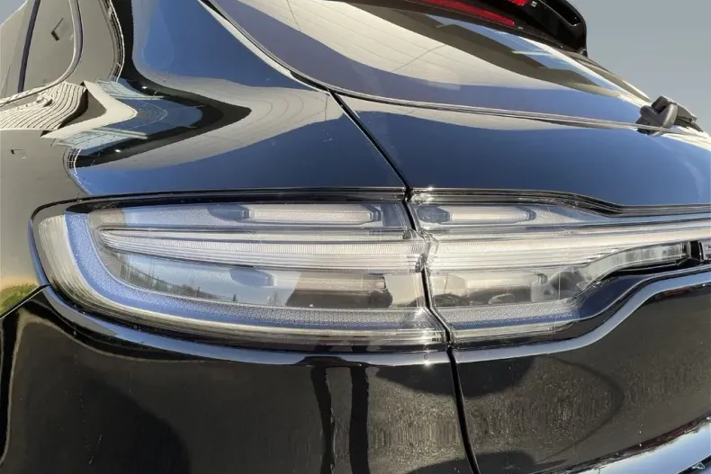 Porsche Macan din 2023 cu 9.300 km - oferta POR126033 - foto 8