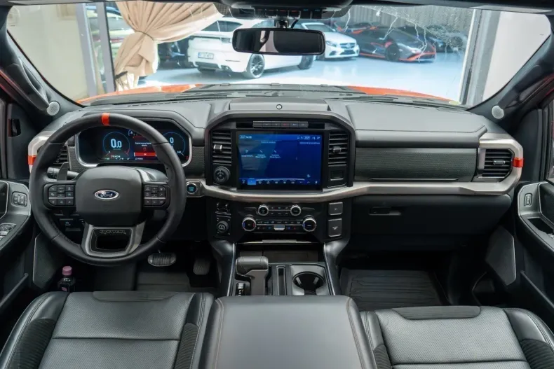 Ford F 150 din 2022 cu 8.680 km - oferta FOR126040 - foto 14