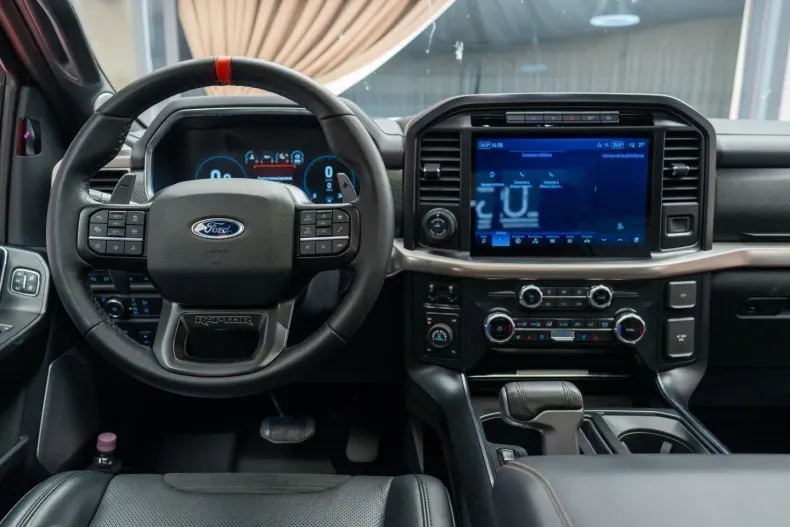 Ford F 150 din 2022 cu 8.680 km - oferta FOR126040 - foto 15