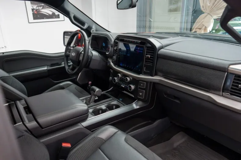 Ford F 150 din 2022 cu 8.680 km - oferta FOR126040 - foto 17