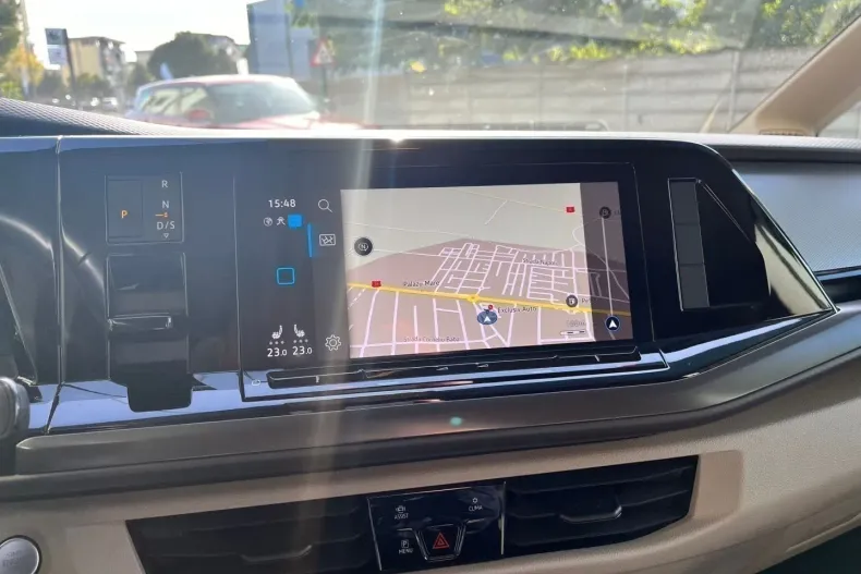 Volkswagen T7 Multivan din 2022 cu 32.000 km - oferta VOL126041 - foto 9