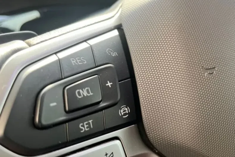 Volkswagen T7 Multivan din 2022 cu 32.000 km - oferta VOL126041 - foto 14