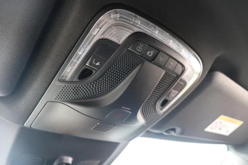 Mercedes-Benz V 300 din 2022 cu 39.000 km - oferta MER126042 - foto 26