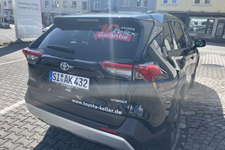 Toyota RAV4 din 2023 cu 7.468 km - oferta TOY126050 - foto 4