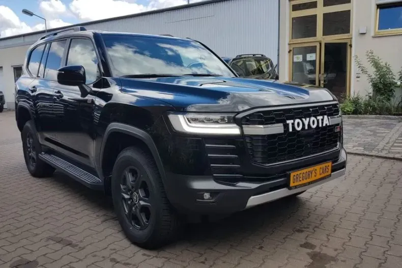 Toyota Land Cruiser din 2022 cu 10 km - oferta TOY126051 - foto 2