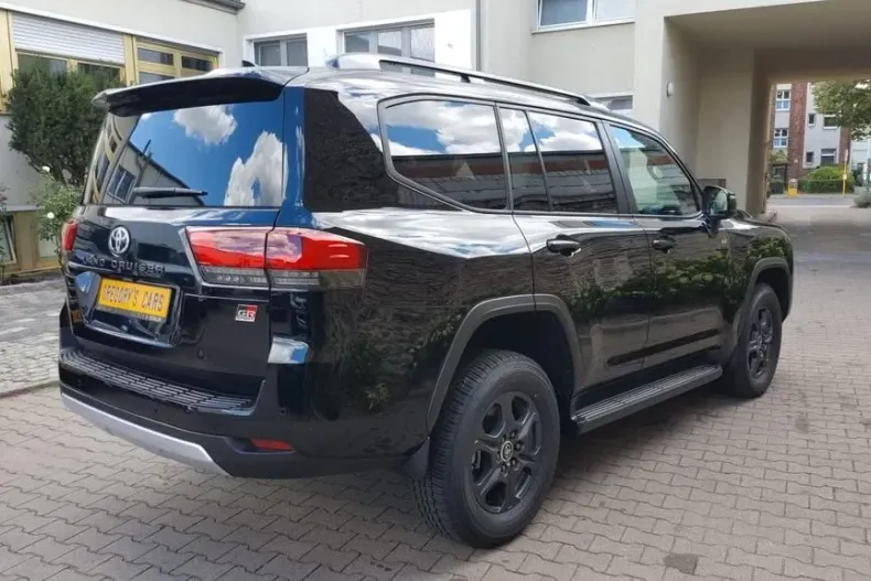 Toyota Land Cruiser din 2022 cu 10 km - oferta TOY126051 - foto 4