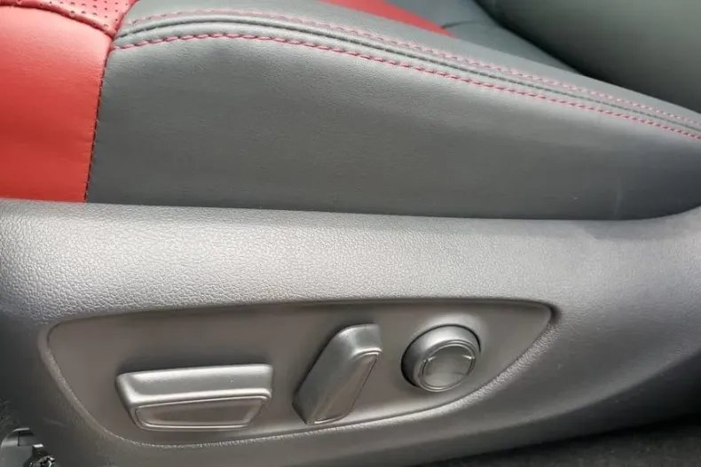 Toyota Land Cruiser din 2022 cu 10 km - oferta TOY126051 - foto 8