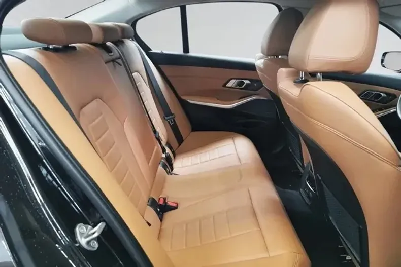 BMW 330 din 2020 cu 83.000 km - oferta BMW126052 - foto 8