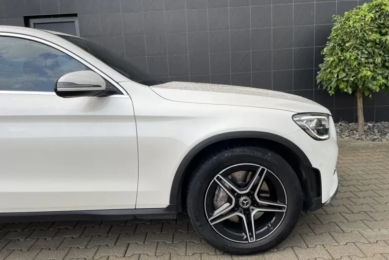 Mercedes-Benz GLC 300 din 2020 cu 89.900 km - oferta MER126053 - foto 8
