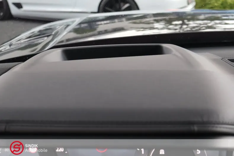 Land Rover Range Rover Sport din 2023 cu 2.500 km - oferta LAN126054 - foto 4