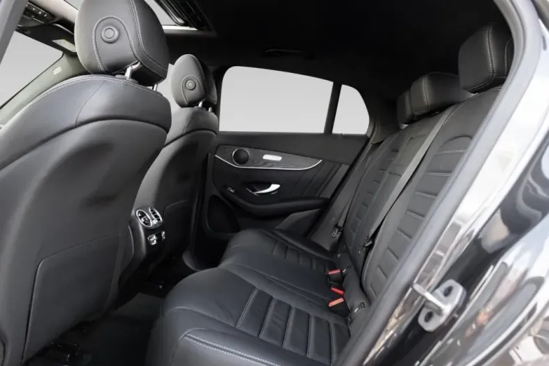 Mercedes-Benz GLC 300 din 2023 cu 6.500 km - oferta MER126056 - foto 9