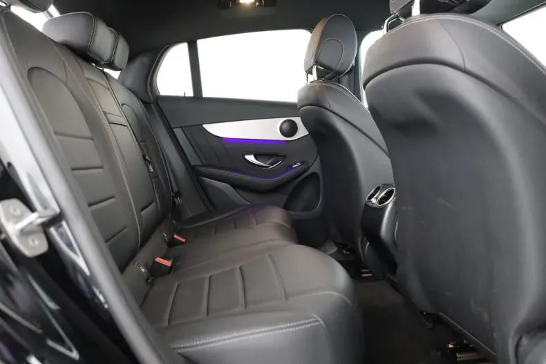 Mercedes-Benz GLC 300 din 2020 cu 19.900 km - oferta MER126058 - foto 12