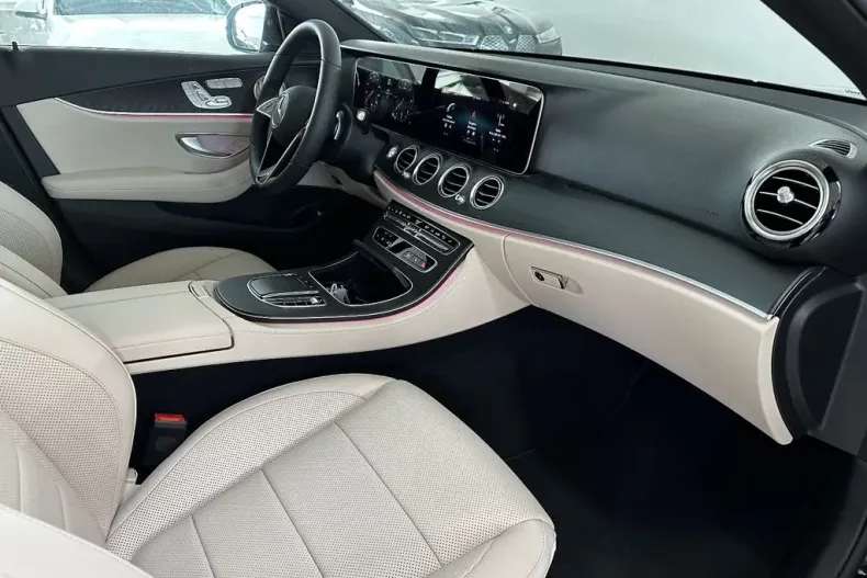 Mercedes-Benz E 220 din 2023 cu 27 km - oferta MER126070 - foto 8