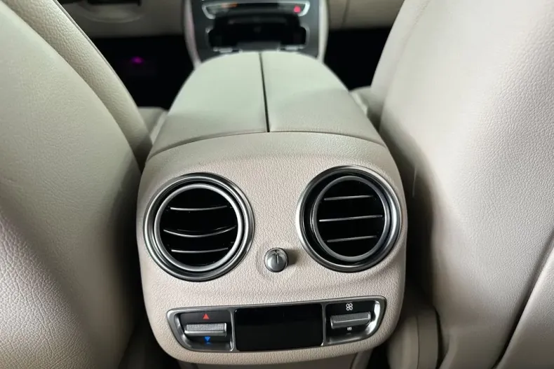 Mercedes-Benz E 220 din 2023 cu 27 km - oferta MER126070 - foto 15