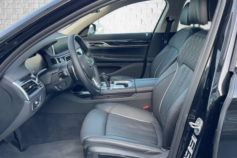 BMW 740 din 2022 cu 11.321 km - oferta BMW126073 - foto 10