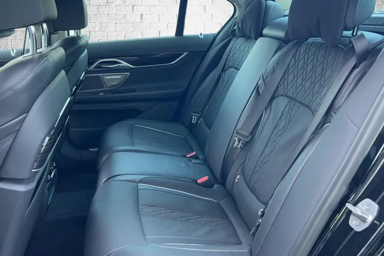 BMW 740 din 2022 cu 11.321 km - oferta BMW126073 - foto 13