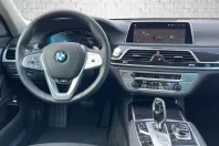 BMW 740 din 2022 cu 11.321 km - oferta BMW126073 - foto 14