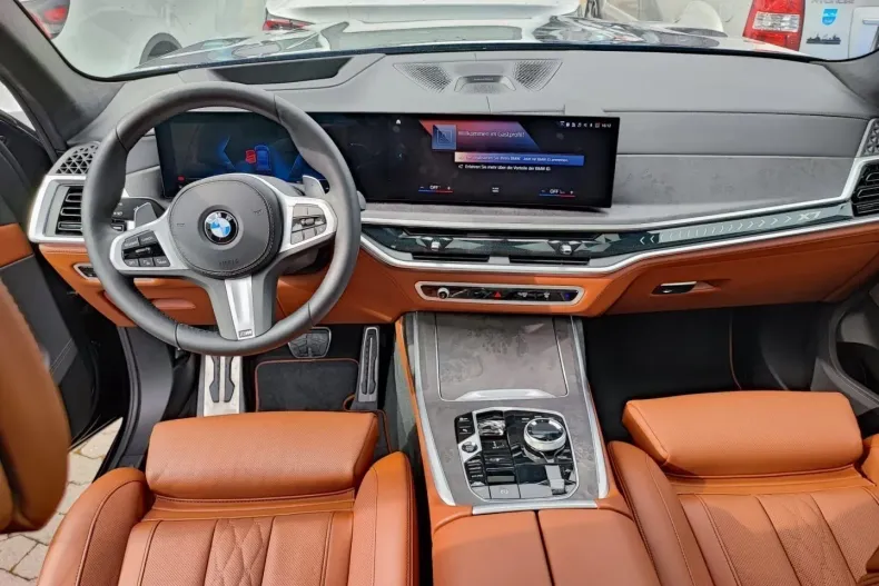 BMW X7 din 2022 cu 8.450 km - oferta BMW126079 - foto 11