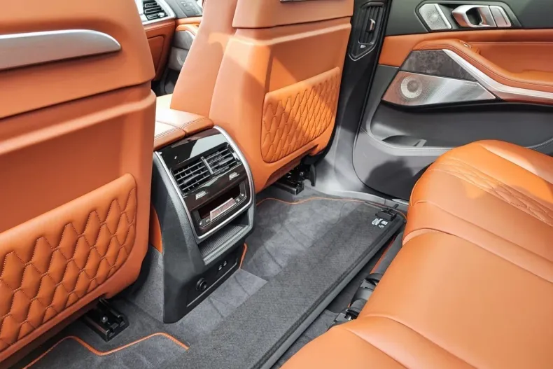 BMW X7 din 2022 cu 8.450 km - oferta BMW126079 - foto 13