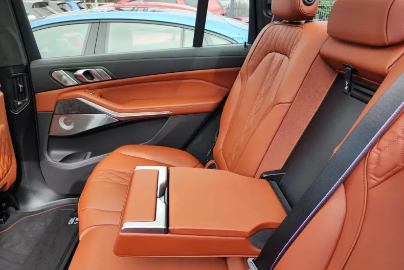 BMW X7 din 2022 cu 8.450 km - oferta BMW126079 - foto 15