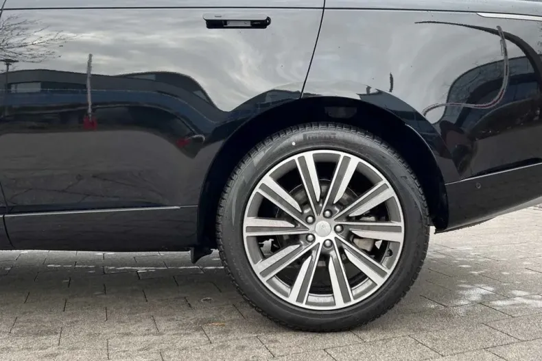 Land Rover Range Rover din 2023 cu 1.000 km - oferta LAN126081 - foto 6