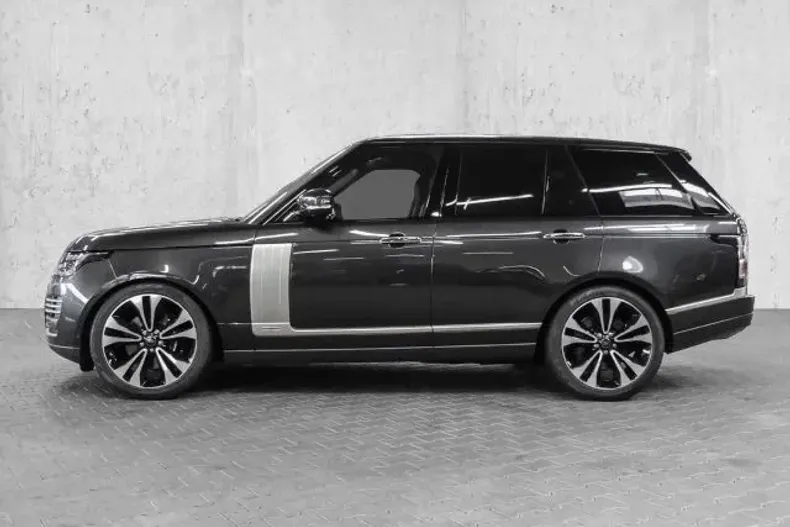 Land Rover Range Rover din 2022 cu 5.500 km - oferta LAN126082 - foto 4