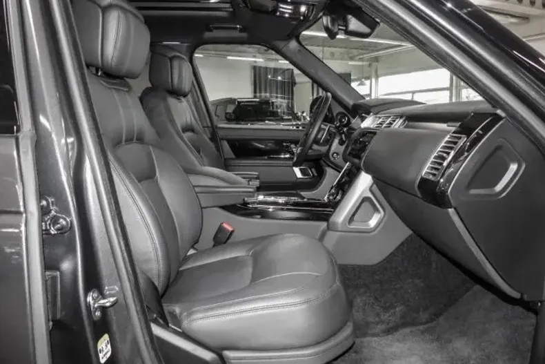 Land Rover Range Rover din 2022 cu 5.500 km - oferta LAN126082 - foto 6